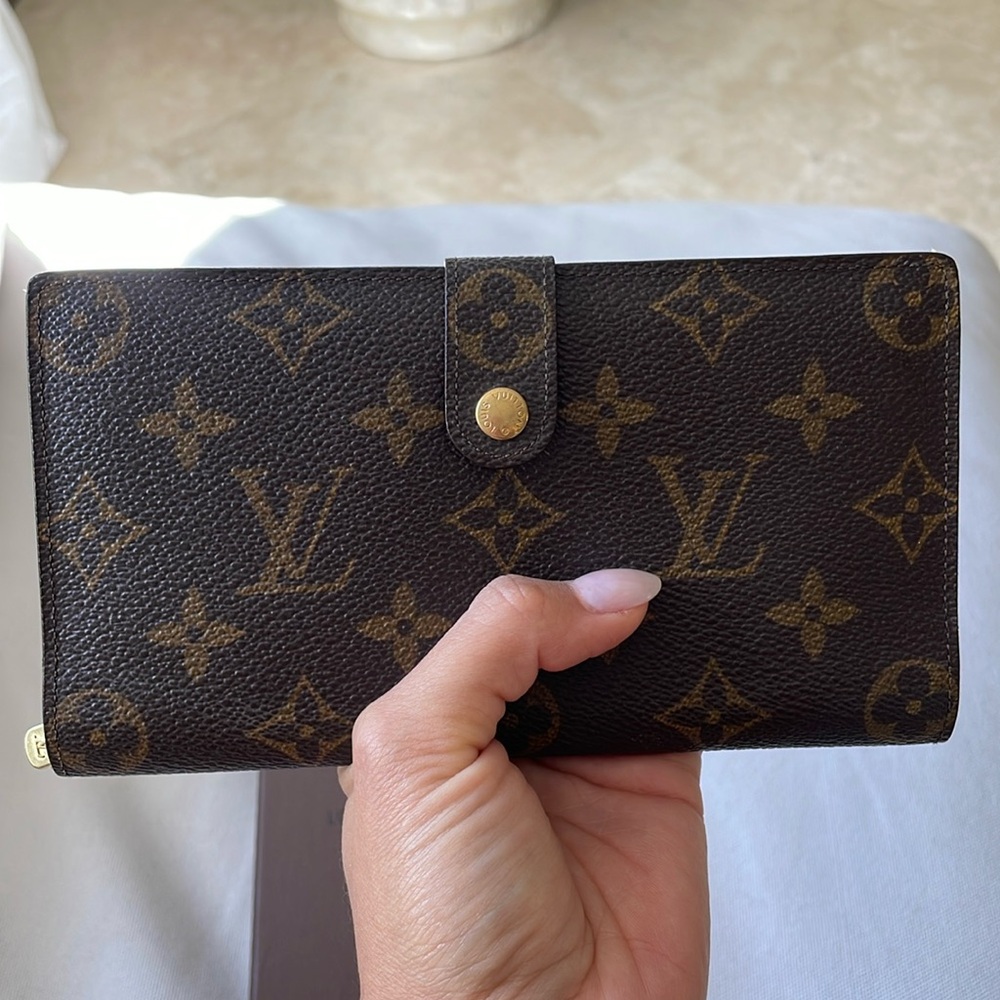Louis Vuitton continental wallet clutch